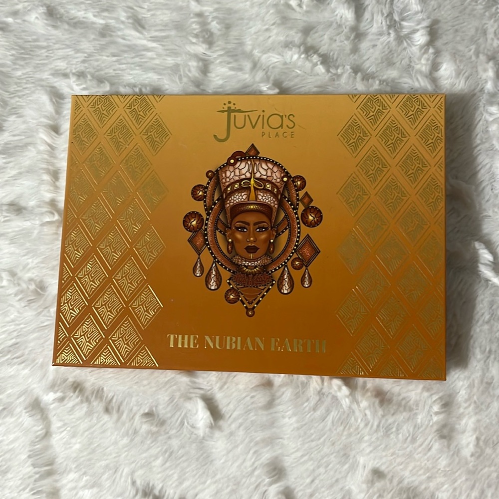 Juvia’s Place The Nubian Earth Eyeshadow Palette